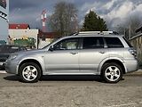 Mitsubishi Outlander Navigator 2.0i 4x4 KLIMA ALU - náhled 3
