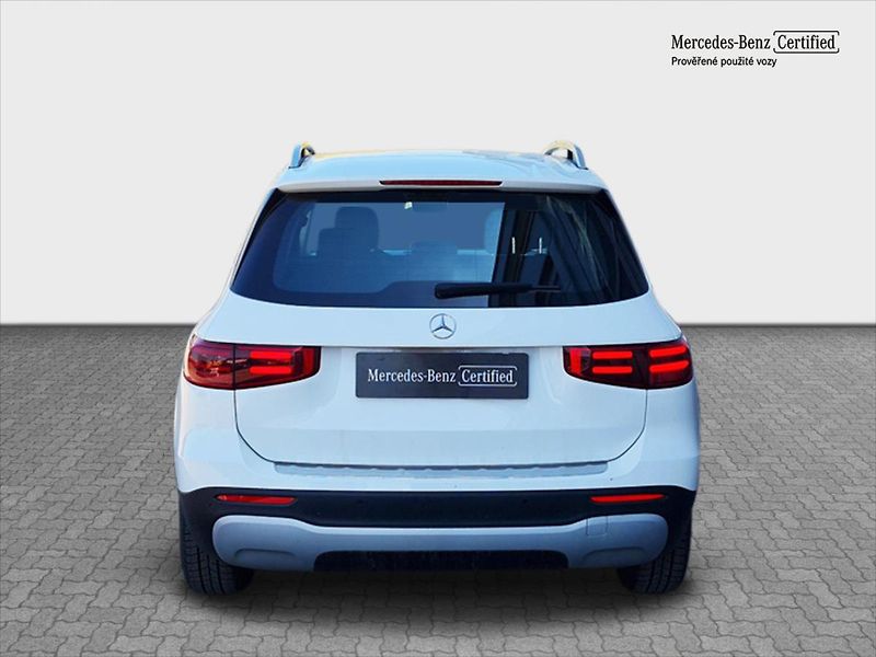 Mercedes-Benz GLB 220 4MATIC - fotka 4 z 22