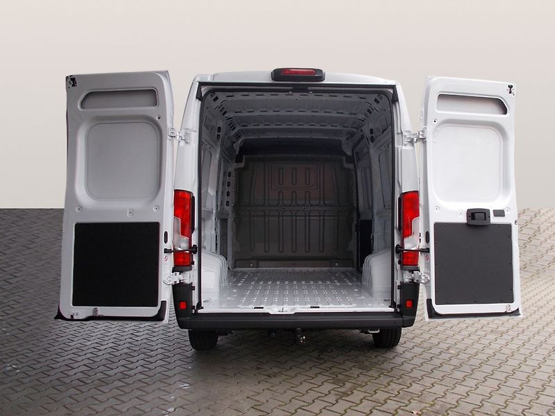 Opel Movano (2026) Van 3500 L2H2 2.2 CDTi 140k 6- - fotka 10 z 28