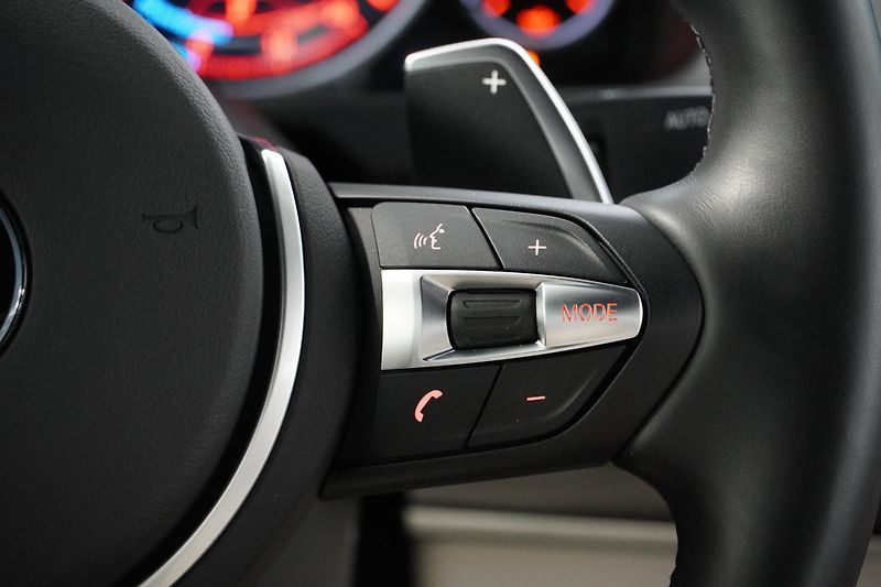 BMW X6 Xdrive40d,M-paket,1.MAJ,ČR,DPH - fotka 23 z 33