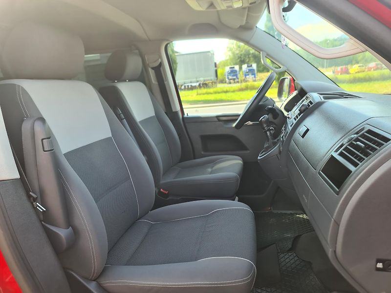 Volkswagen Multivan (2011) 2.0 TDi 103-KW WEBAST OLOMOUC - fotka 33 z 109