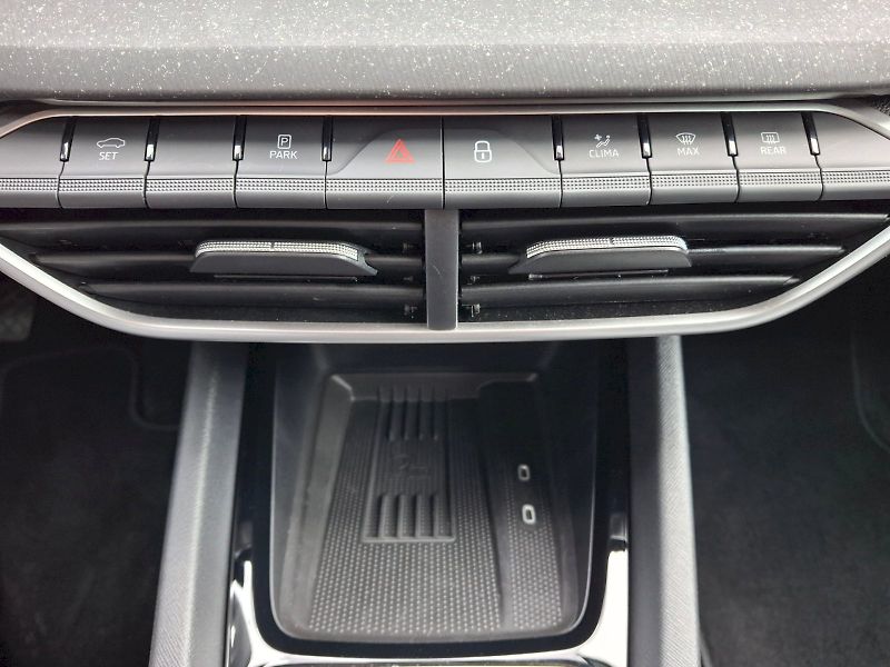 Škoda Octavia (2025) Combi Top Selection 1,5TSi 110 - fotka 28 z 33