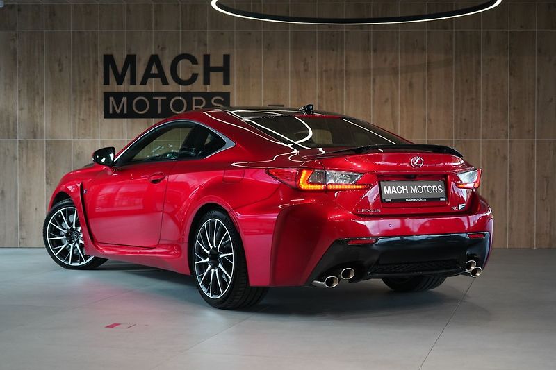 Lexus RC F - fotka 12 z 40