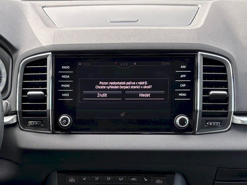 Škoda Karoq (2018) STYLE TSI 1.5/110KW 6MP - fotka 24 z 34