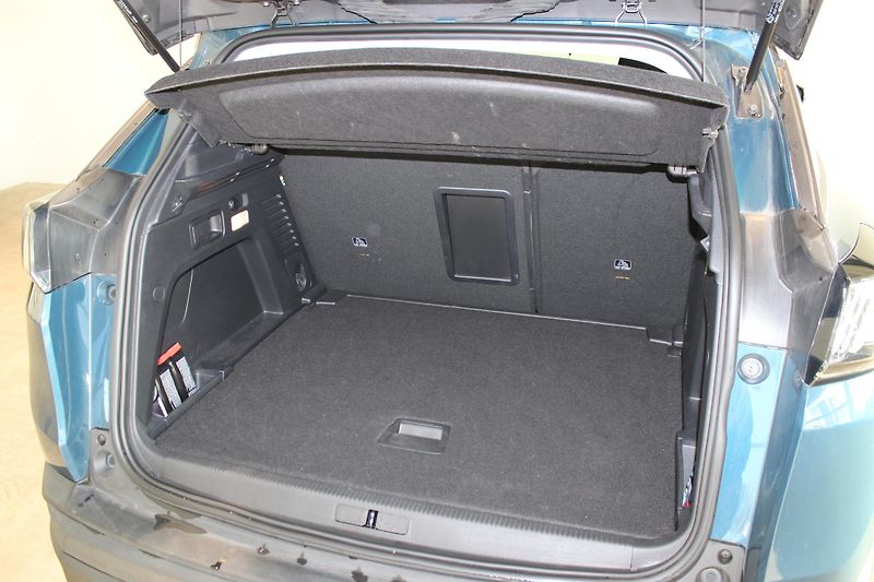 Peugeot 3008 (2022) 1.5BlueHDi,130HP,ČR,1.maj. - fotka 19 z 19
