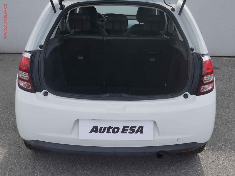Citroën C3 (2014) 1.2 VTi, ČR, AC, STK7/28 - fotka 7 z 12
