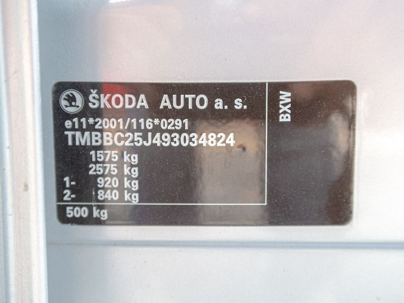 Škoda Fabia (2008) 1.4i 16V 63KW – ESP - fotka 33 z 37