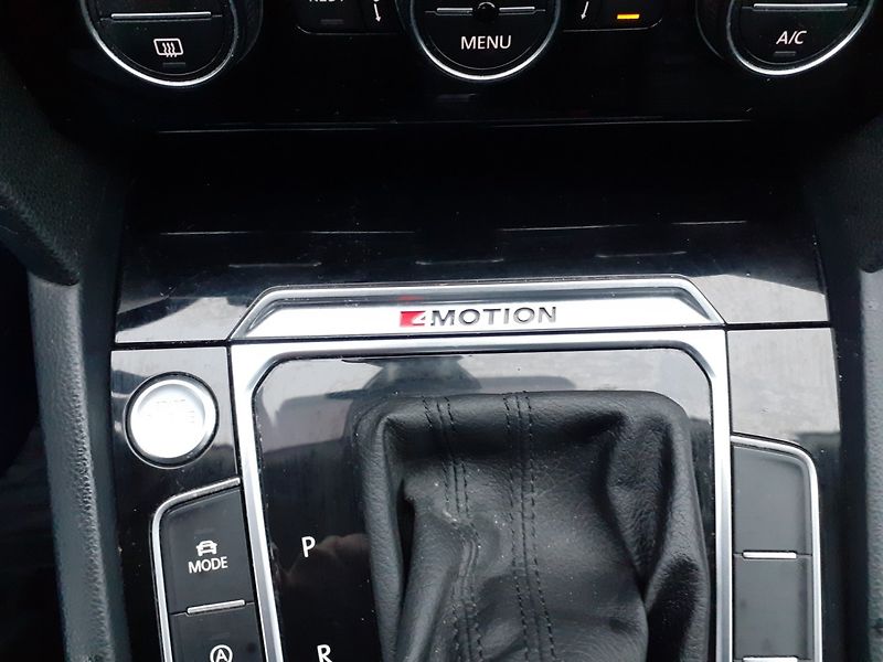 Volkswagen Passat Variant (2015) 2.0 TDi 176 Kw 4x4 DSG - fotka 19 z 47