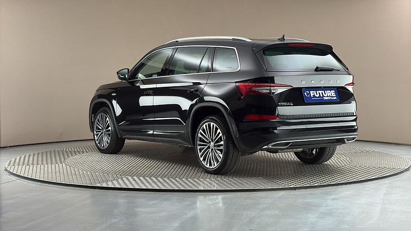Škoda Kodiaq 2.0 TDI DSG 4x4 L&K - fotka 2 z 35