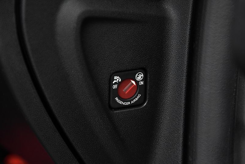 Citroën C3 1.2 PT,DKLIMA,TEMP,PDC,LED,DPH - fotka 44 z 46