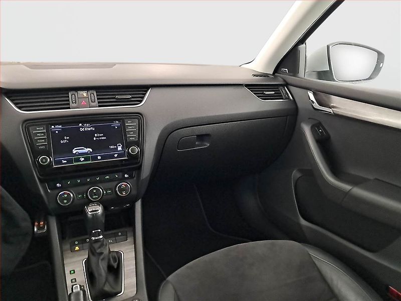 Škoda Octavia (2016) Scout 2.0 TDI, 4X4, Automat - fotka 7 z 22