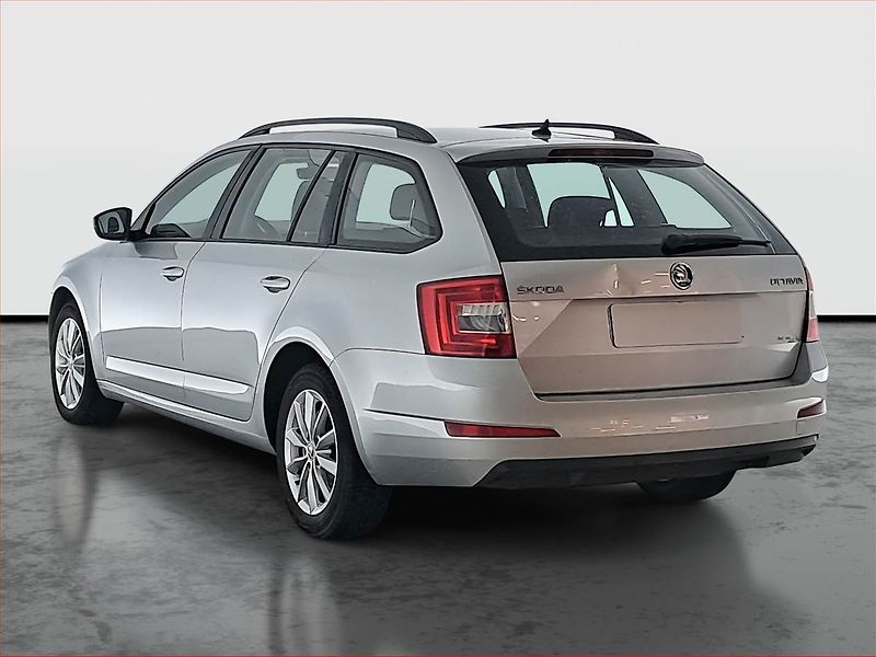 Škoda Octavia (2016) 1.6 TDI, Navi, Tempomat - fotka 4 z 16