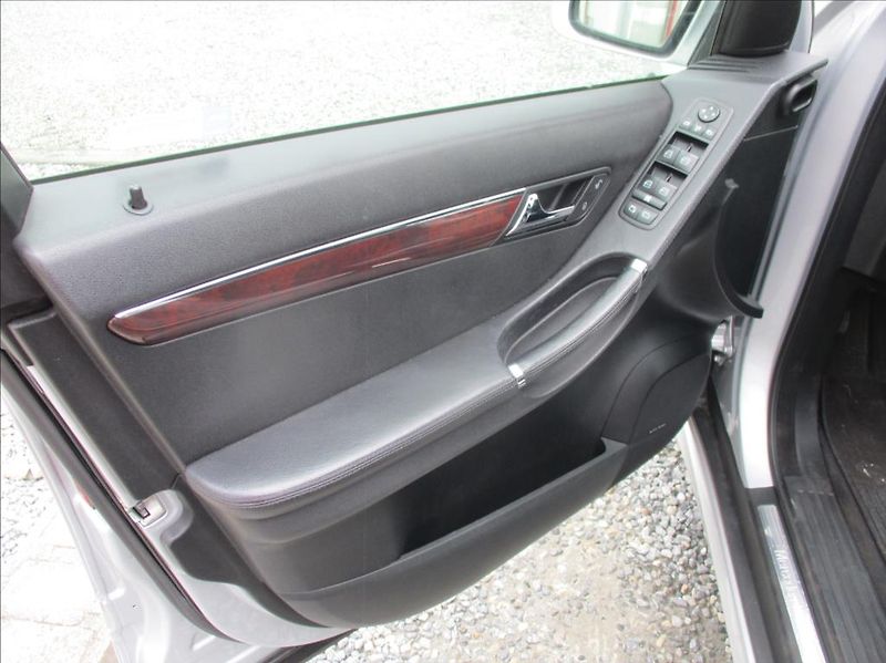 Mercedes-Benz Třídy R 3,0 320CDI, AMG, 4MATIC, DPH, - fotka 19 z 49