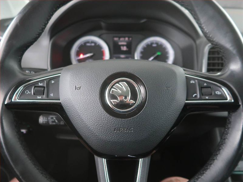 Škoda Karoq (2018) Style 1.5 TSI, Automat - fotka 20 z 24