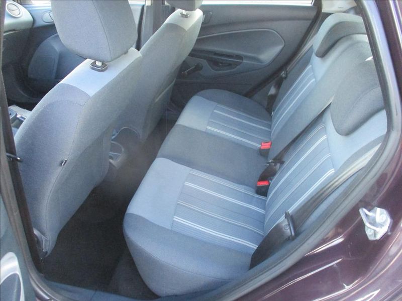 Ford Fiesta 1,3 i, klimatizace, - fotka 10 z 21