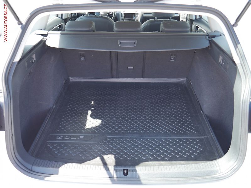 Volkswagen Golf (2014) 1.2 TSi, ČR, STK4/28 - fotka 7 z 19