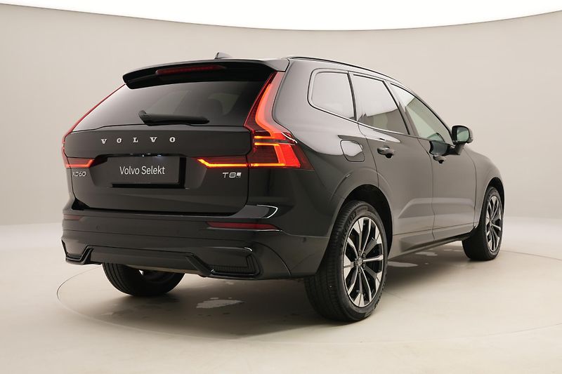 Volvo XC60 T8 AWD RECHARGE DARK ULTRA CZ - fotka 13 z 67