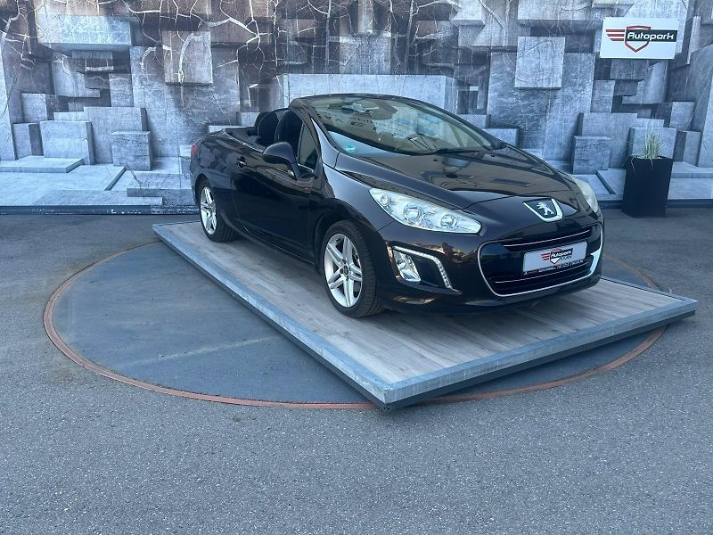 Peugeot 308 (2012) CC, 2.0HDi, 120KW - fotka 1 z 27