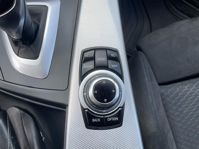 BMW Řada 3 (2013) - fotka 15 z 19