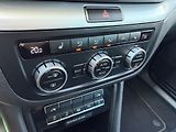 Volkswagen Sharan (2015) 2.0TDI 103kW DSG 7M EL. DVĚŘE - náhled 37
