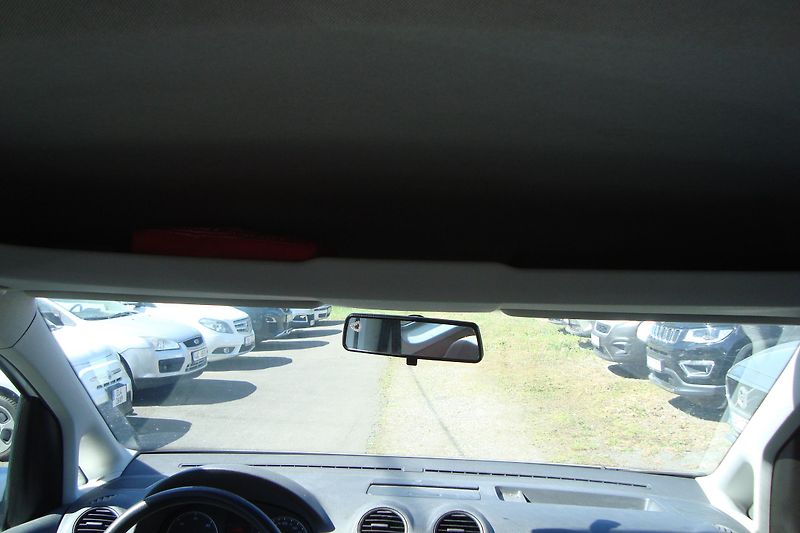 Volkswagen Caddy (2006) LIFE 1.9 TDi, STK+ME 5/2027 - fotka 29 z 52