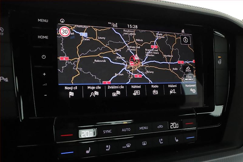 Volkswagen Touareg (2020) 3.0 TDI, 4x4, Vzduch, ACC - fotka 20 z 34