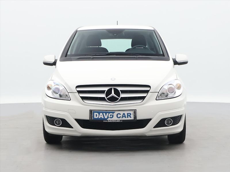 Mercedes-Benz Třídy B 1,5 160 70kW CZ Klima 82.300km - fotka 2 z 27