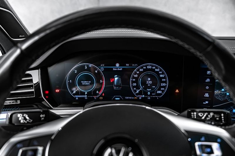 Volkswagen Touareg 210kW Rline Vzduch Masáže HuD - fotka 22 z 24