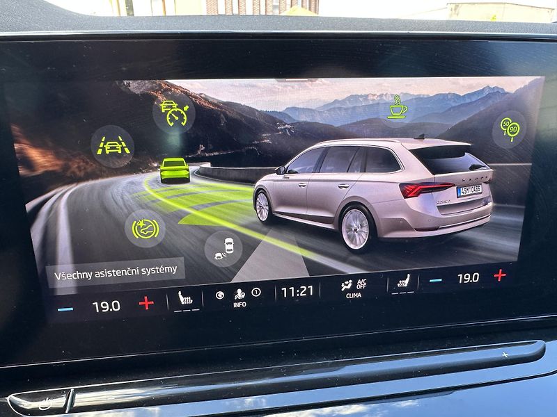 Škoda Octavia (2023) Škoda Octavia IV 2.0tdi DSG - fotka 31 z 38