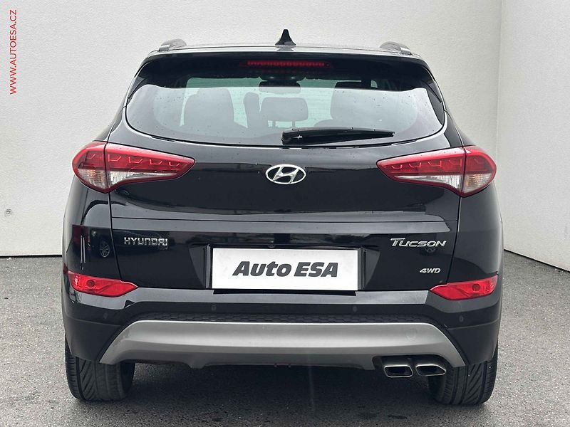 Hyundai Tucson (2016) 2.0 CRDi 4WD, Premium, AT - fotka 5 z 20