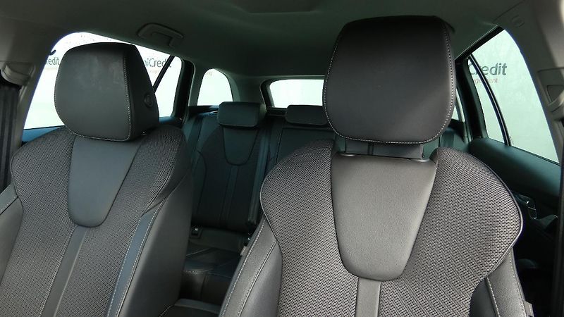 Škoda Octavia Combi 2,0 TDI Style DSG 110 kW - fotka 7 z 23
