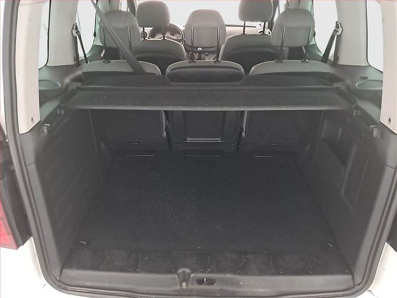 Citroën Berlingo (2016) Feel 1.6 BlueHDi, 5Míst, ČR - fotka 14 z 15