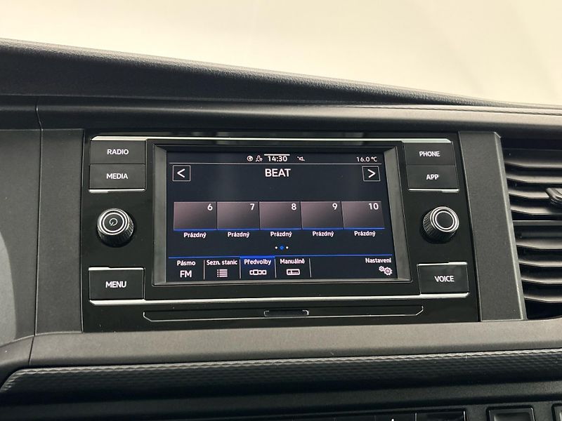 Volkswagen Caravelle Long DSG - fotka 12 z 26