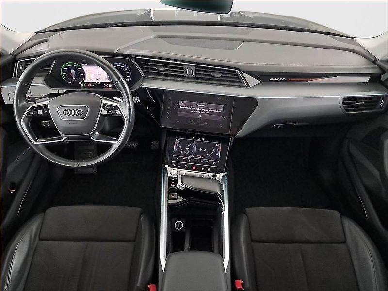 Audi e-tron (2019) 55 quattro, SoH 100% - fotka 8 z 20