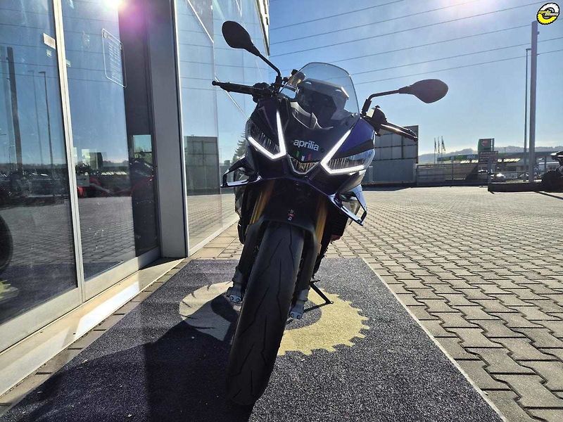 Aprilia Tuono V4 1100 Factory (2026) E5+ - fotka 9 z 20