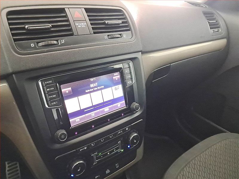 Škoda Yeti (2015) 2.0 TDI, 4X4, Serv.kniha - fotka 12 z 19