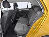 Volkswagen Golf 2,0 TDI 110kW Comfort Navigace - náhled 13