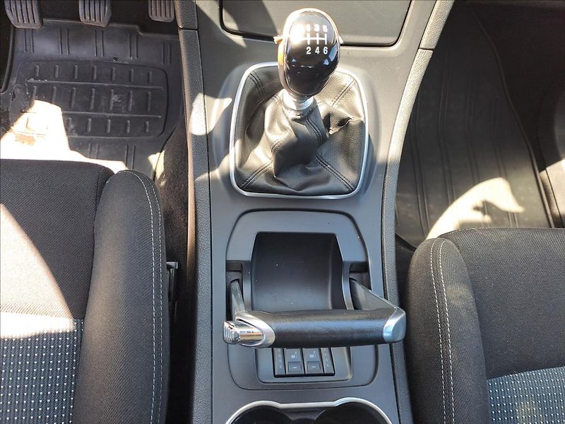 Ford S-MAX 1,6 EcoBoost 118kW KOUPENO CZ - fotka 13 z 18