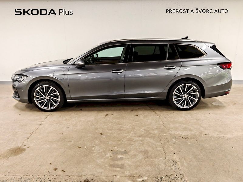 Škoda Superb (2024) Combi iV 1.5 TSI 150 kW DSG L& - fotka 3 z 35