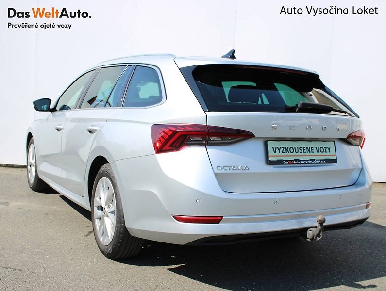 Škoda Octavia (2023) 2.0 TDI DSG Head Up TAŽNÉ kůže - fotka 21 z 35