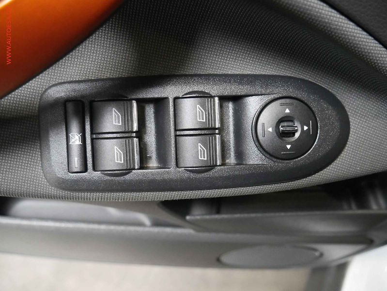 Ford Kuga (2009) 2.0 TDCI 4x4, ČR, STK2/28 - fotka 17 z 17