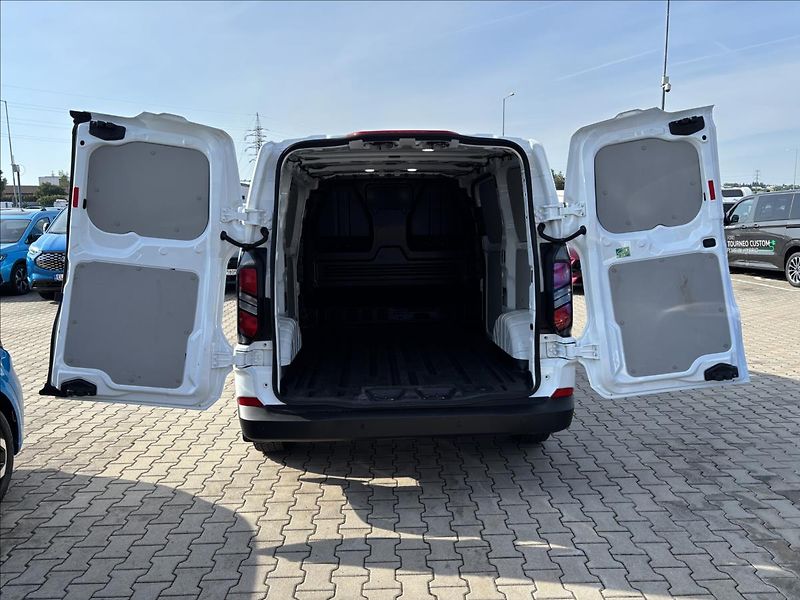 Ford Transit Custom 2,0 EcoBlue 100kW L1 - fotka 10 z 36