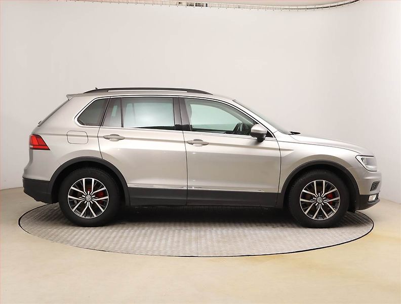 Volkswagen Tiguan (2016) Comfortline 2.0 TDI, Navi - fotka 6 z 22