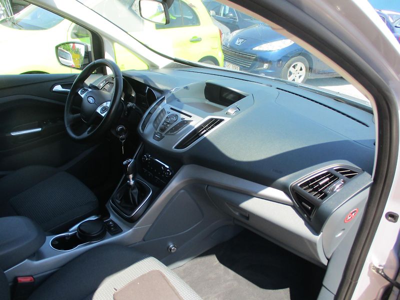 Ford Grand C-MAX (2013) 1,0 - fotka 5 z 10