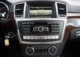 Mercedes-Benz Třídy M ML 350i AMG 4Matic/Motor klepe - náhled 26