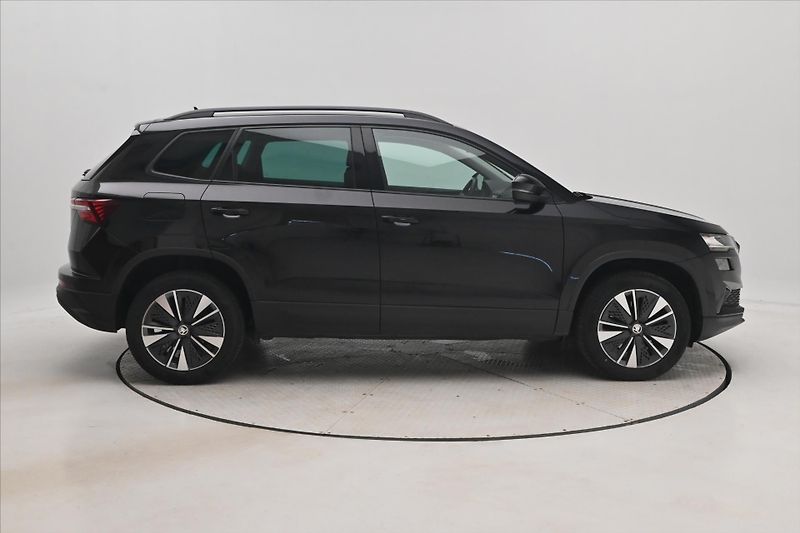 Škoda Karoq 2,0 TDI 85 kW Clever NAVI Záru - fotka 4 z 31