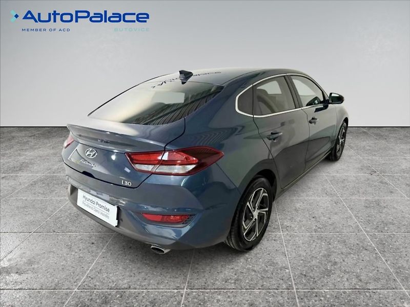 Hyundai i30 1,0 T-GDI SMART AT - fotka 4 z 19