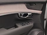 Volvo XC90 (2026) B5 AWD AUT BRIGHT PLUS 7míst - náhled 30