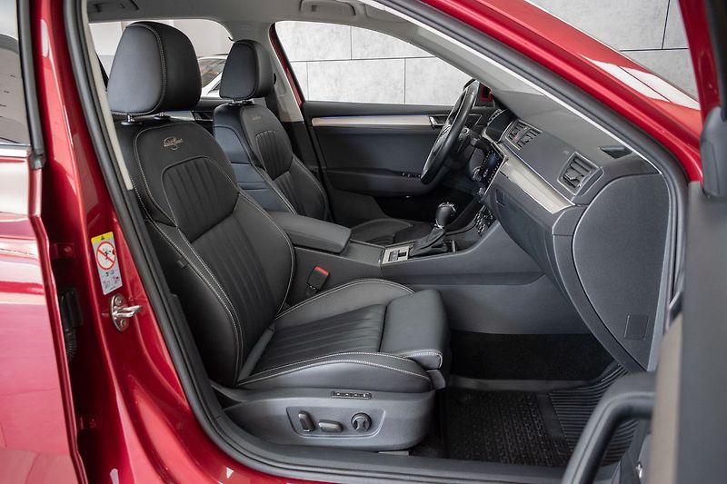 Škoda Superb 2.0TDI L&K*4xVÝHŘEV*DPH*ČR 1.M - fotka 11 z 49