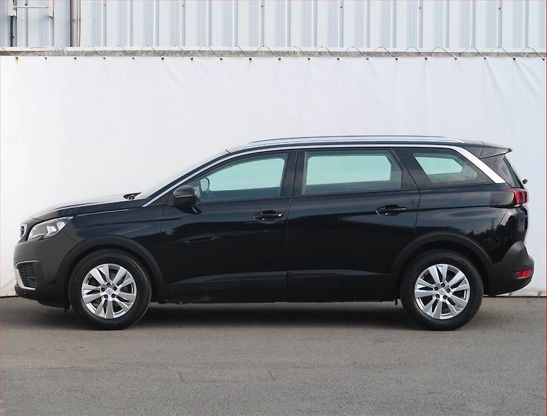 Peugeot 5008 (2017) PureTech 130, Serv.kniha - fotka 3 z 22